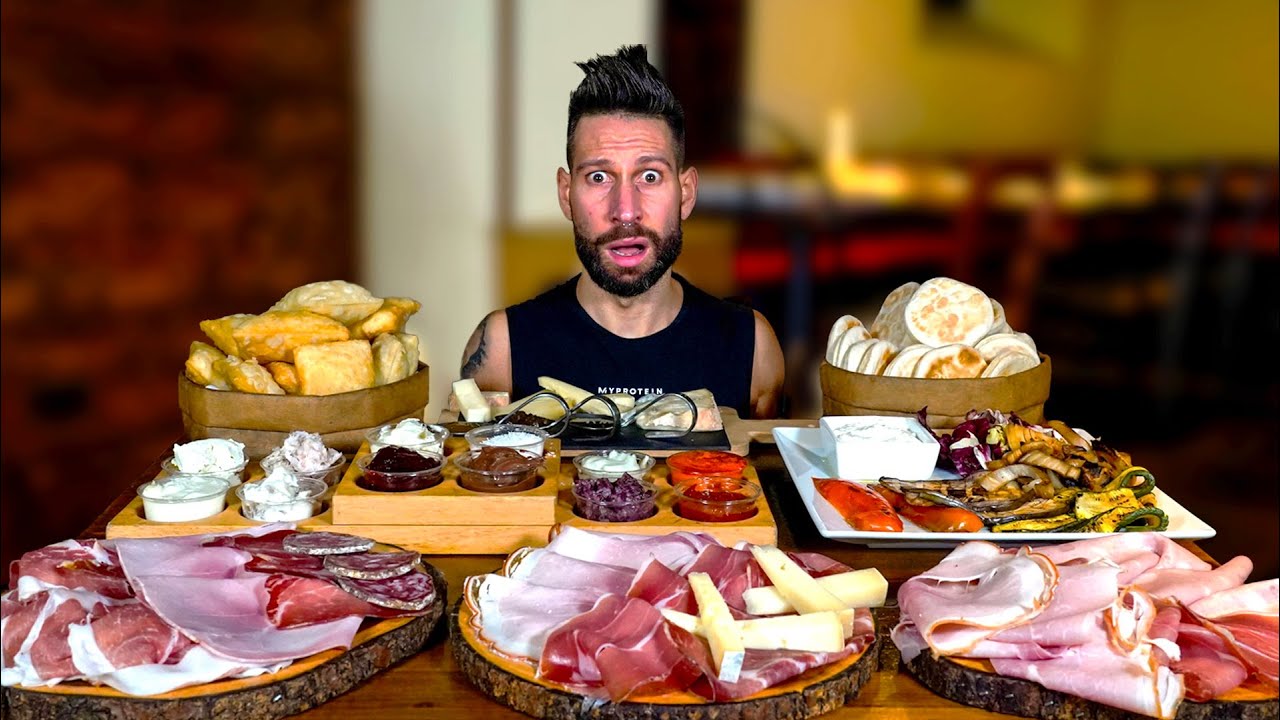 si mangiano con salumi e formaggi