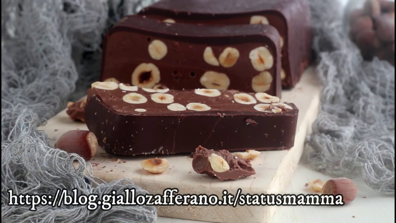 torrone morbido al cioccolato e nocciole