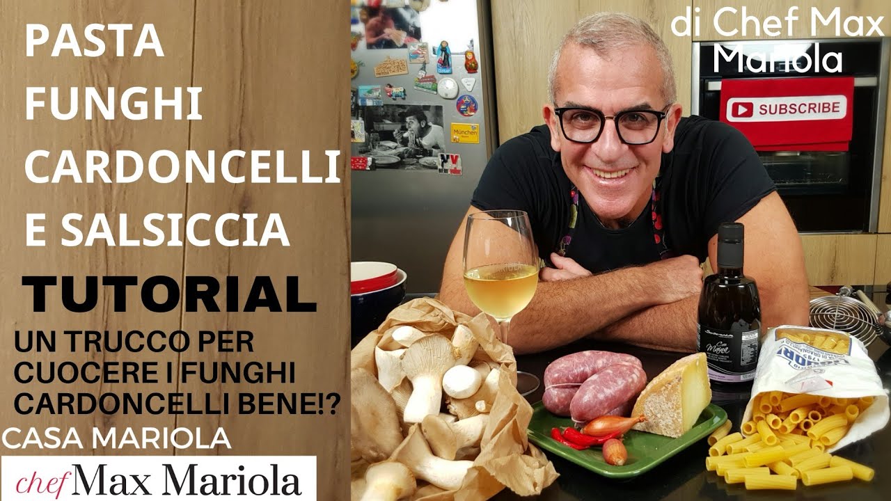 pasta con funghi cardoncelli salsiccia e pomodorini