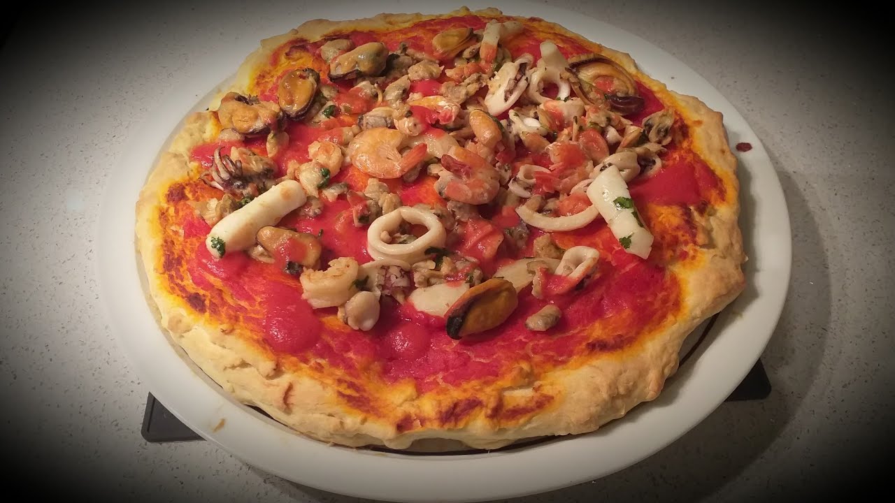 pizza con frutti di mare surgelati