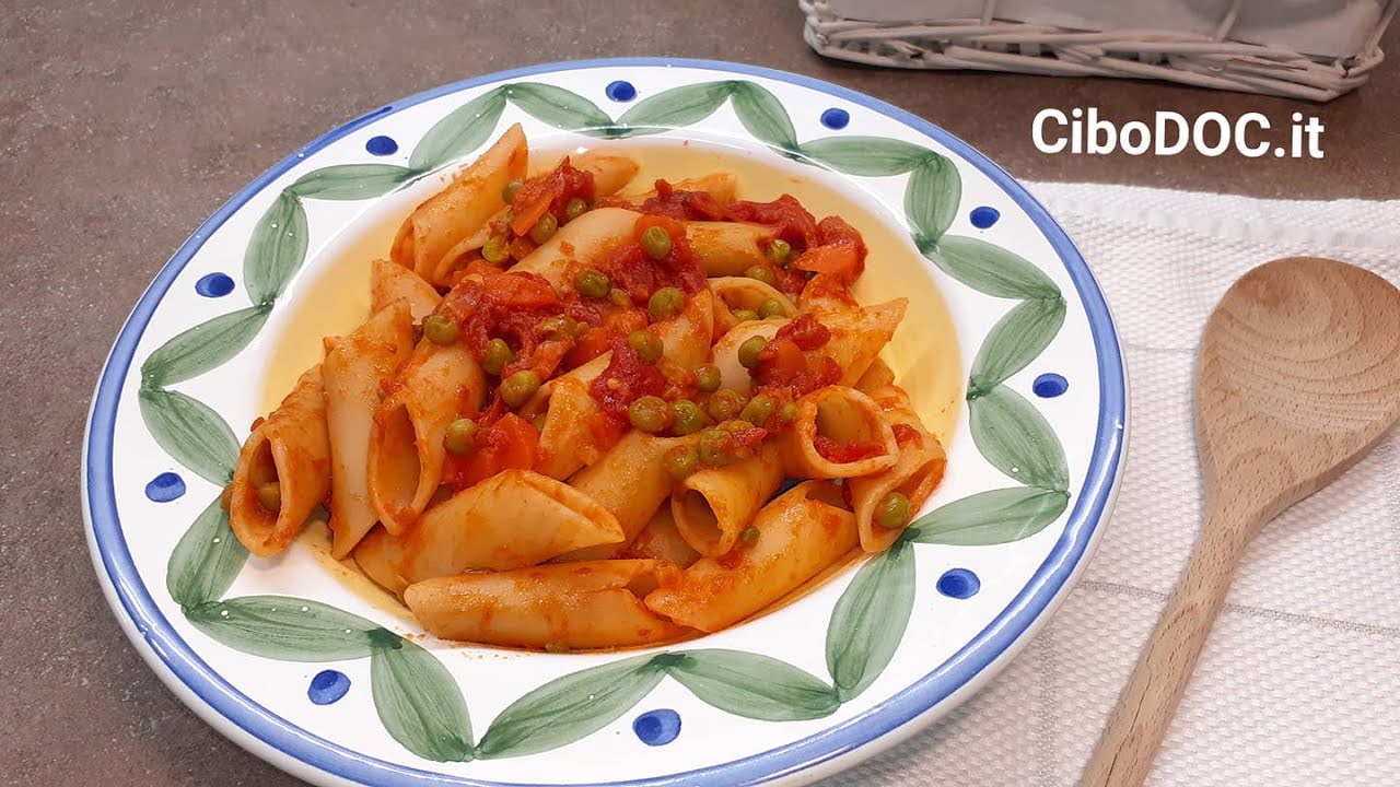 sugo con piselli e prosciutto e pomodoro