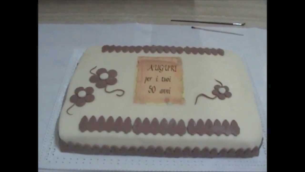 torte decorate con pasta di mandorle