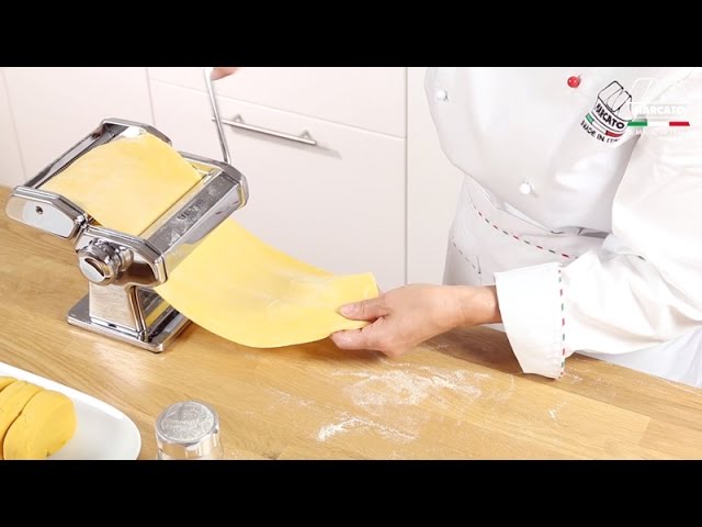 come usare la macchina per la pasta manuale