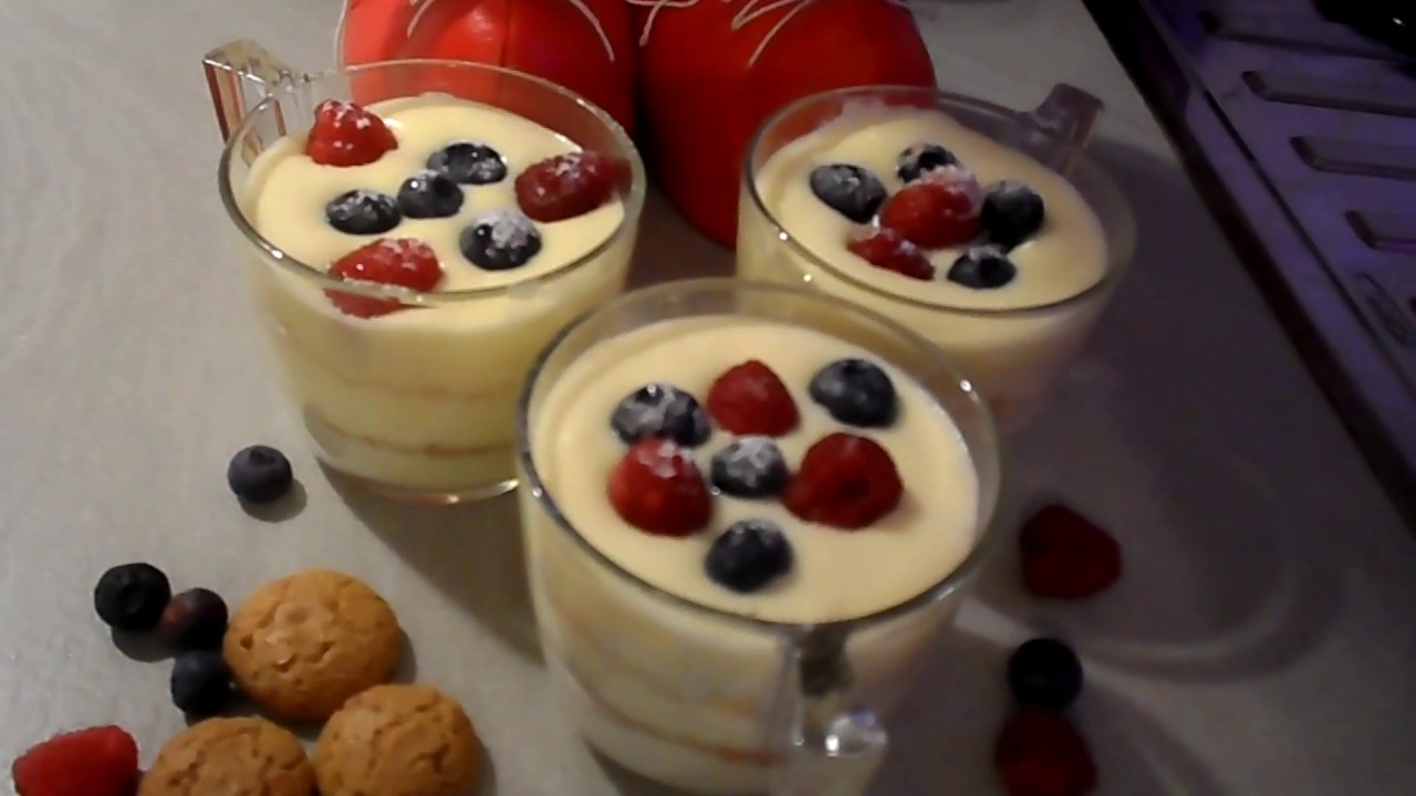 dolci al cucchiaio con mascarpone e amaretti