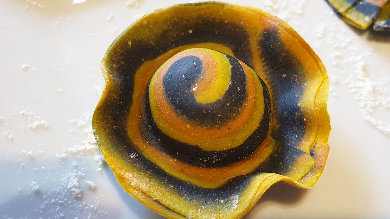 lo sono pansotti agnolotti e cappellacci