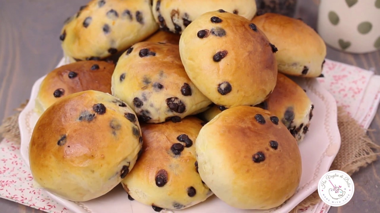 panini dolci con gocce di cioccolato