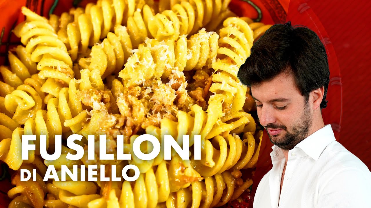 pasta con pomodorini gialli e salsiccia