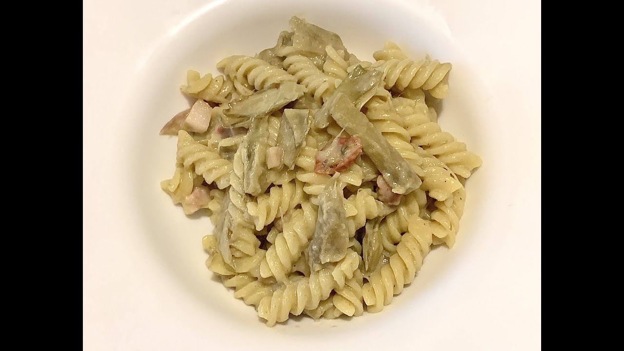 pasta crema di carciofi e pancetta