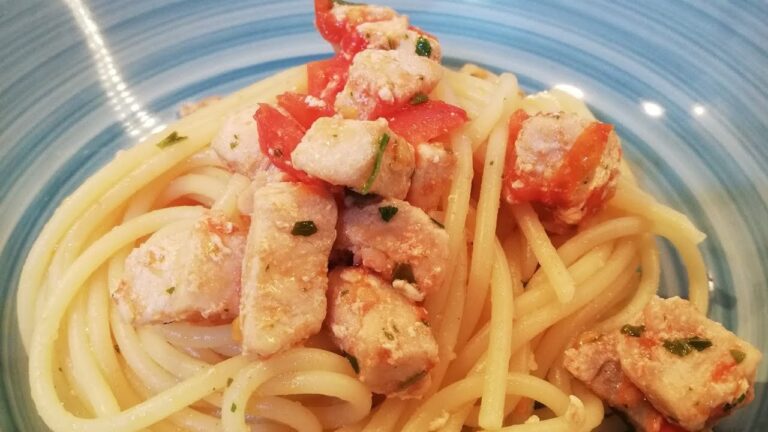 Simile Al Pesce Spada Viene Chiamato Pesce Vela