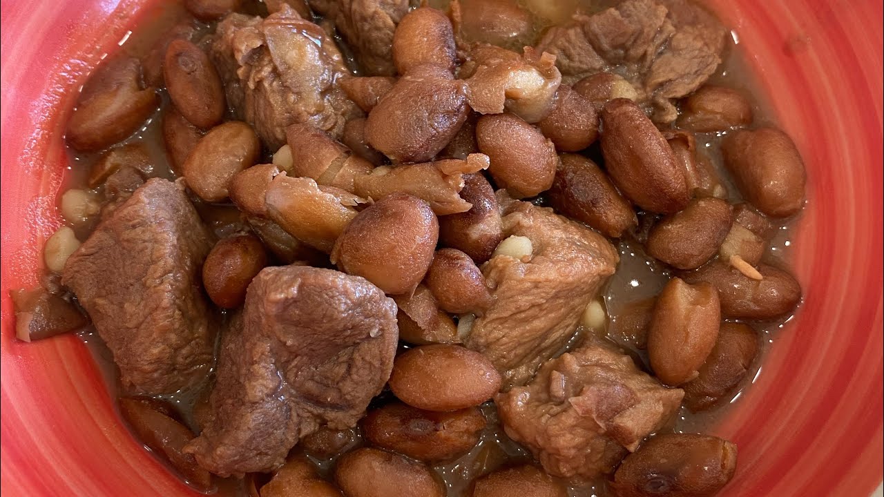 spezzatino di vitello con fagioli in scatola
