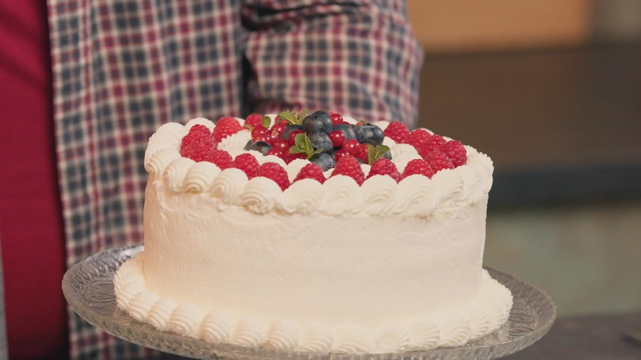 torta crema e frutti di bosco