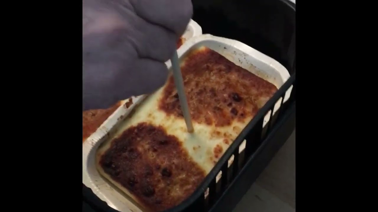 lasagne surgelate in friggitrice ad aria