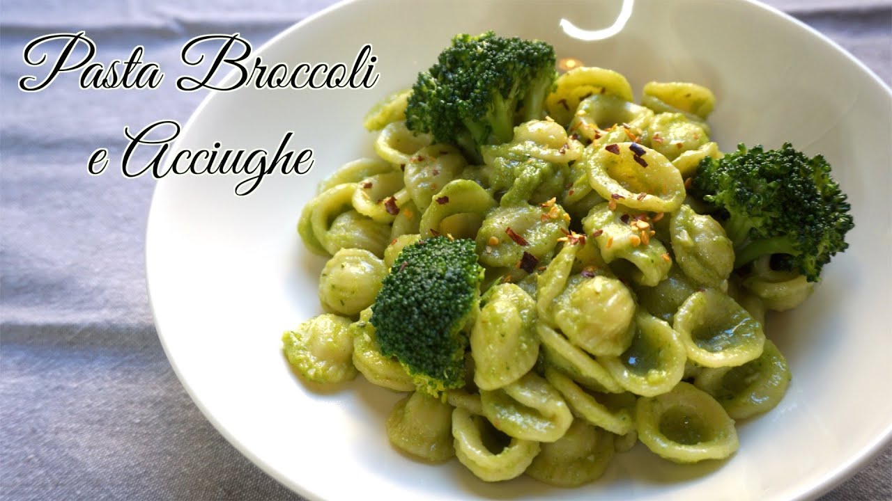 orecchiette con broccoli e acciughe ricetta pugliese