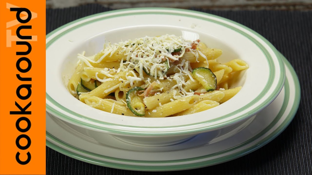 pasta con zucchine e ricotta salata
