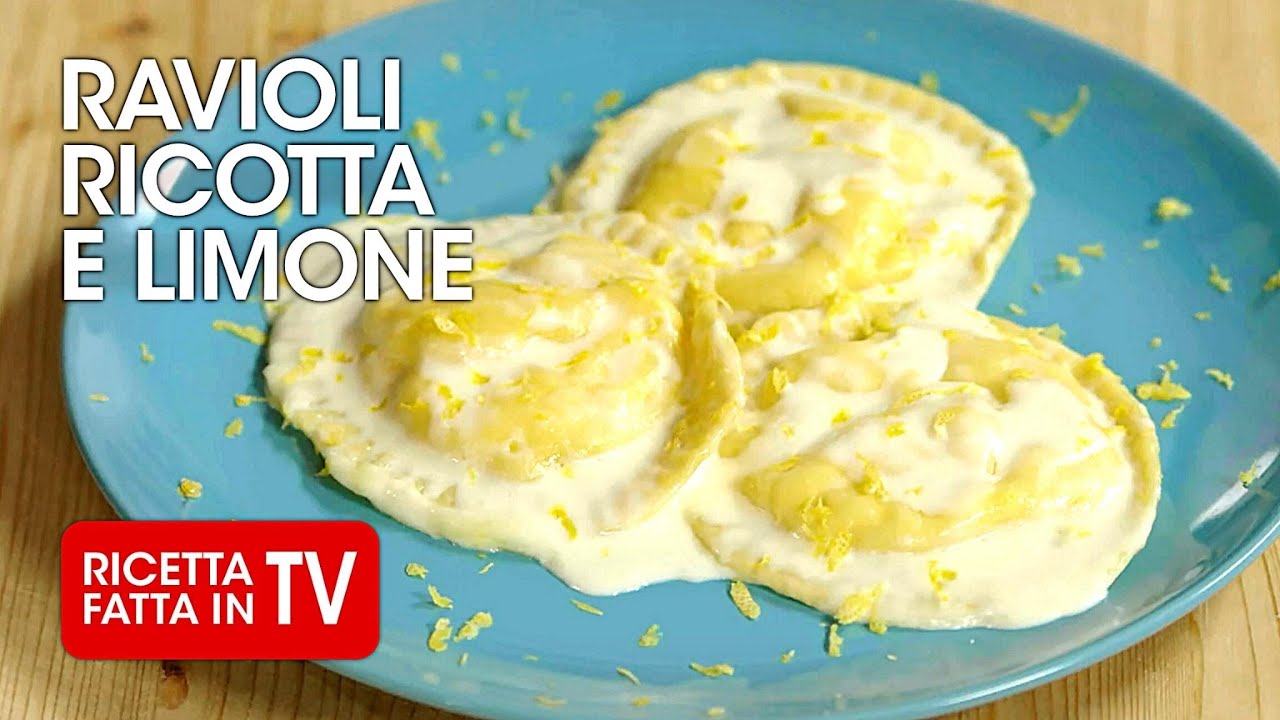 ravioli ricotta e limone con pomodorini